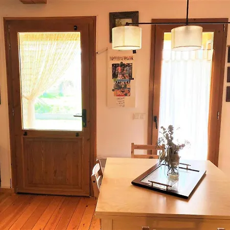 Casa Con Jardin En Oseja